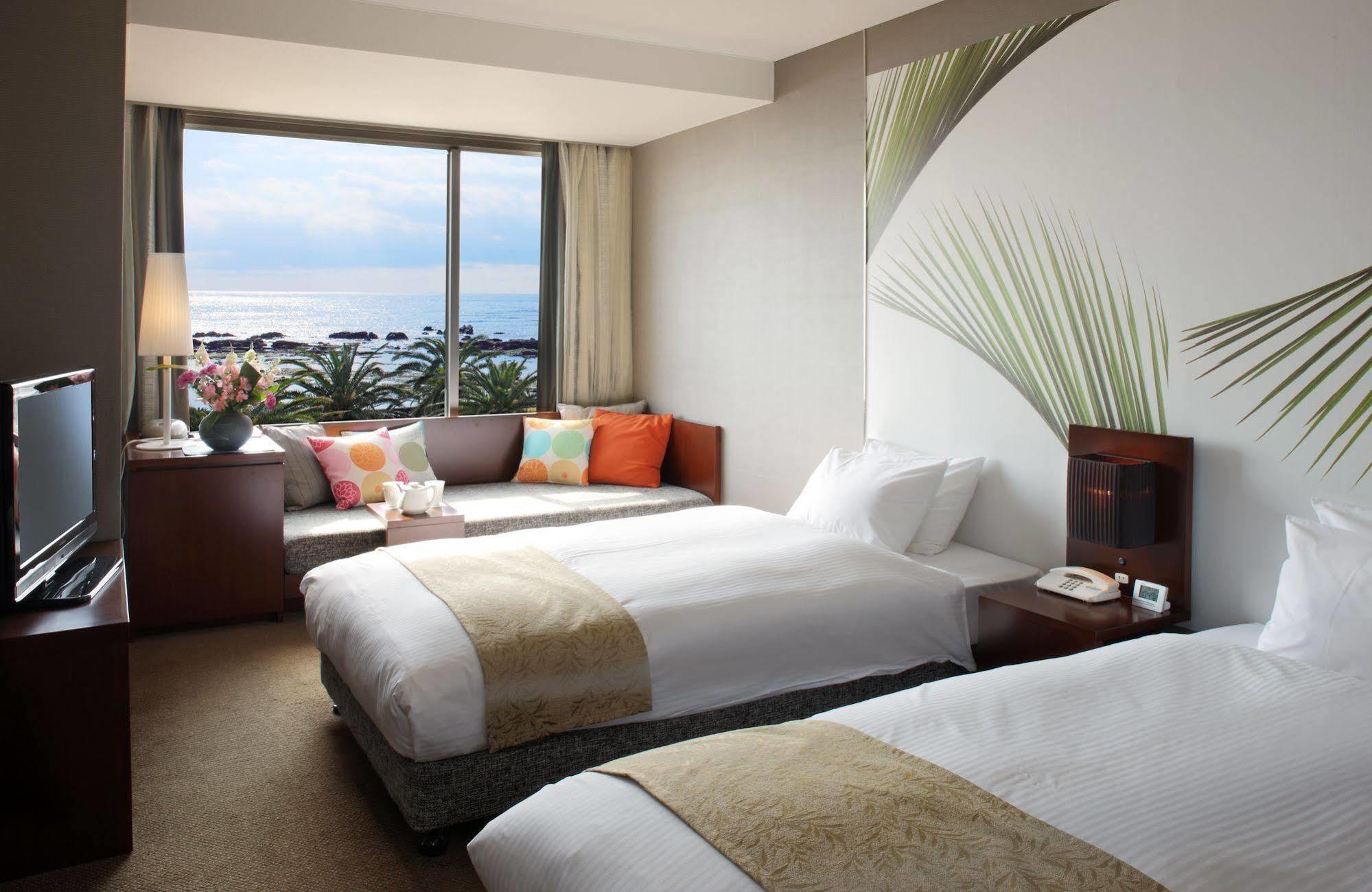 Shirahama Ocean Resort Тіба Екстер'єр фото